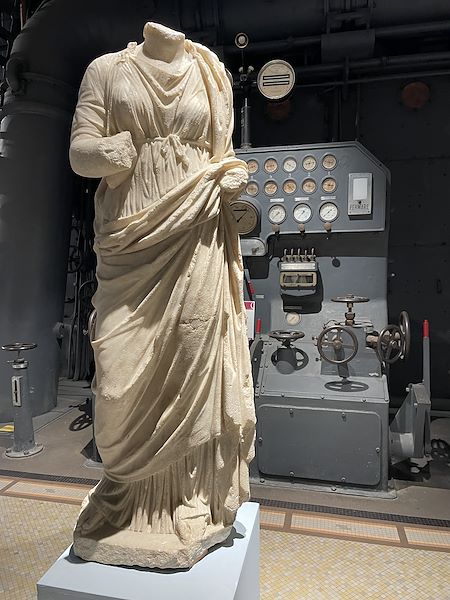 Il Museo della Centrale Montemartini a Roma: da solo varrebbe un viaggio