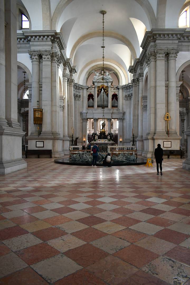 Isola di San Giorgio Maggiore - Interno della Basilica del Palladio