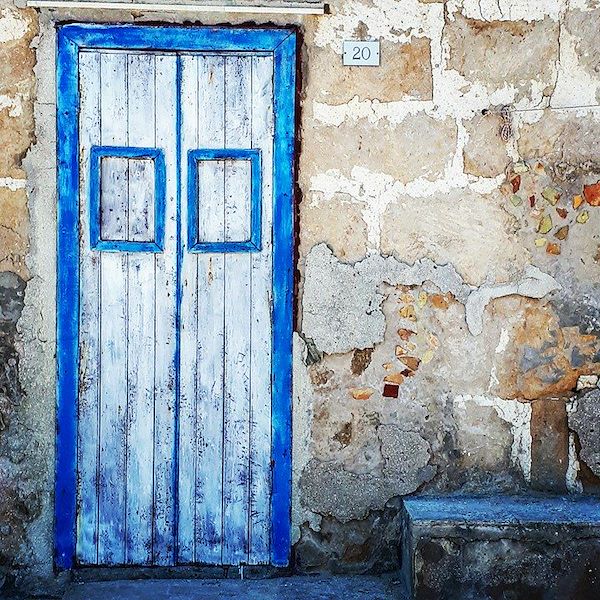 Marzamemi - Una curiosa porta