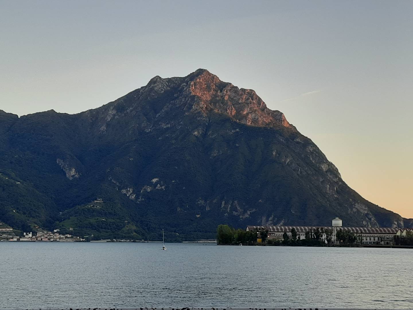 Valcamonica - Lago d'Iseo visto da Lovere